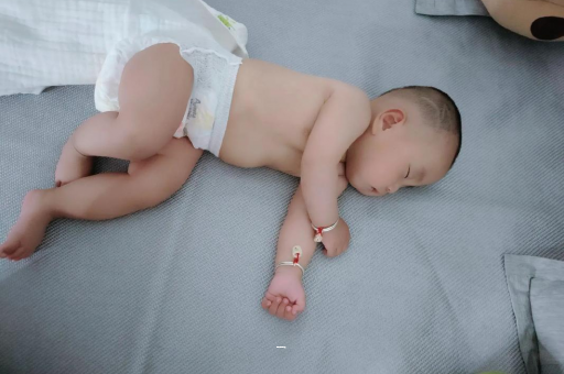 简阳宝宝咳到吐怎么办